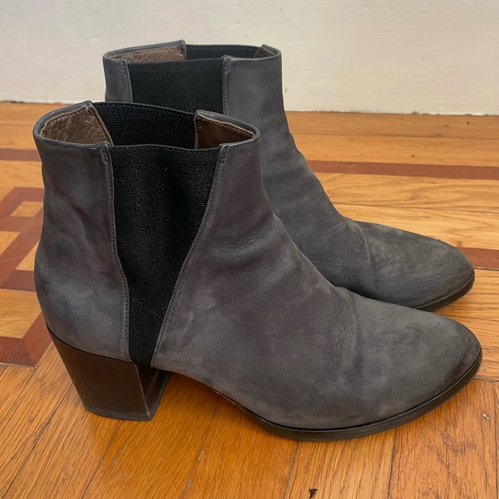Coclico heeled Chelsea boots